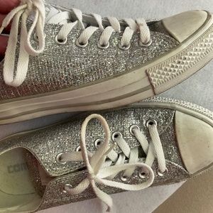 Converse Chuck Taylor AllStar Sneakers- Silver Glitter -Size 8 US